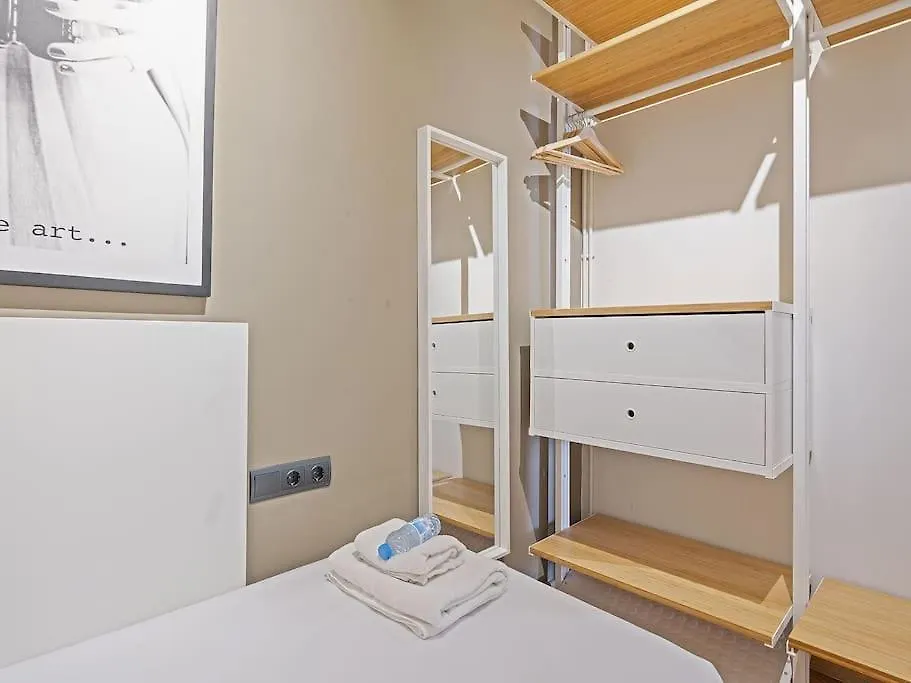 Apartment Alcam Entenza Barcelona Spain